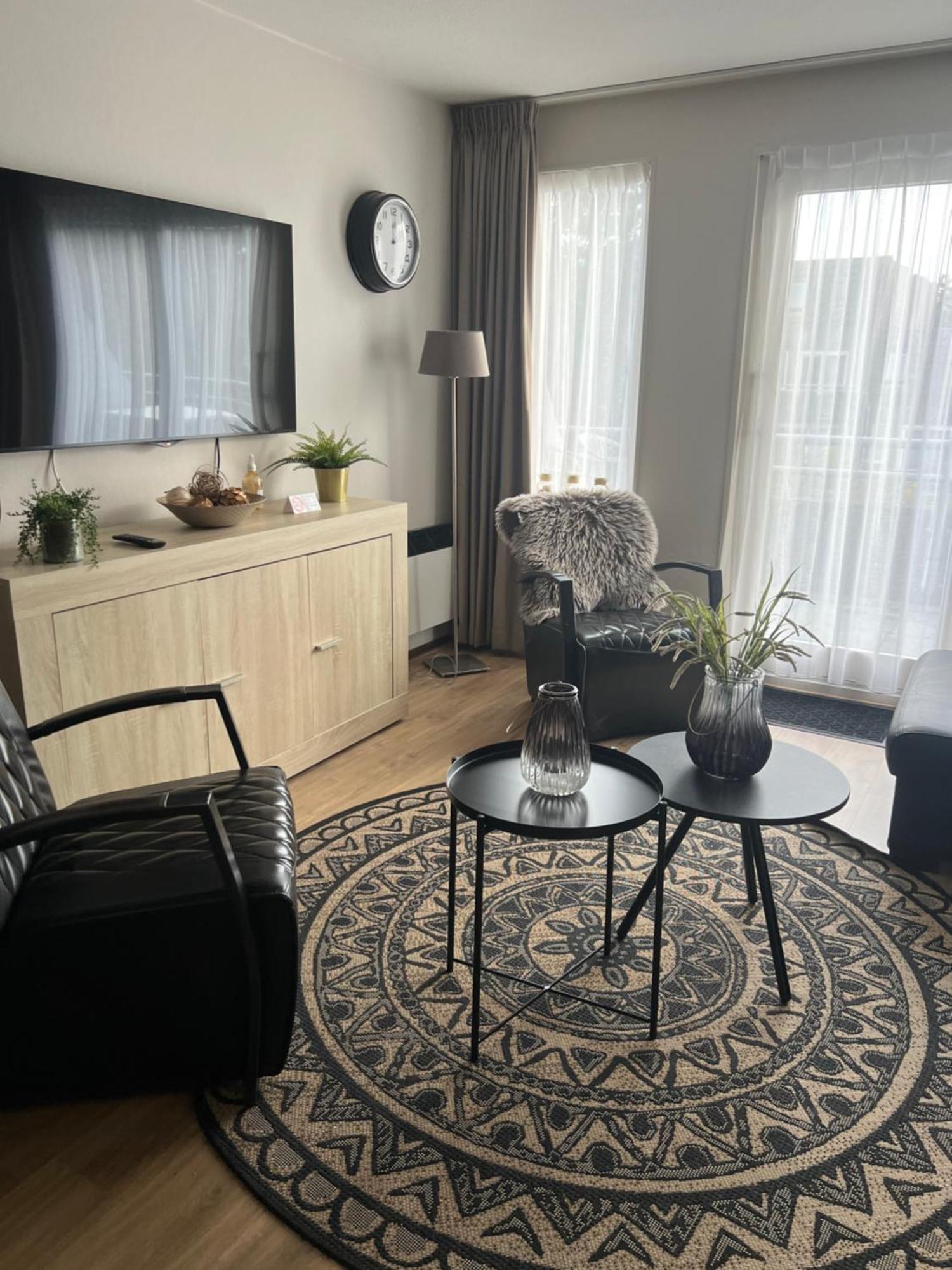 Appartement Ut & Thus, Resort Amelander Kaap Hollum  Exteriör bild