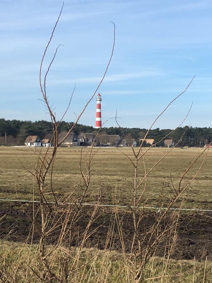 Appartement Ut & Thus, Resort Amelander Kaap Hollum  Exteriör bild